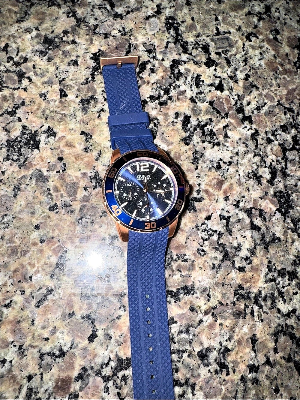 GUESS GW0803G2 Men's R2 Chrono Blue Dial Rose Gold Case Watch